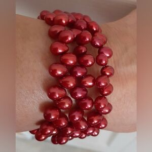 Elegant Red Pearl Bracelet